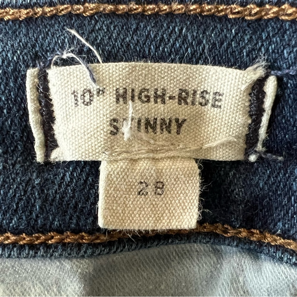 Madewell Dark Wash High Rise Skinny Jeans - Picture 9 of 11